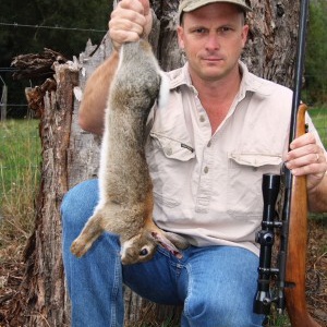 The first step is shooting your rabbit. Try to do that carefully, without destroying too much meat. Martin Auldist shot this one behind the ear with a .22: perfect for the pot.