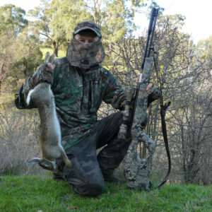 This buck was taken at 10 yards. Even I can hit them at that range.