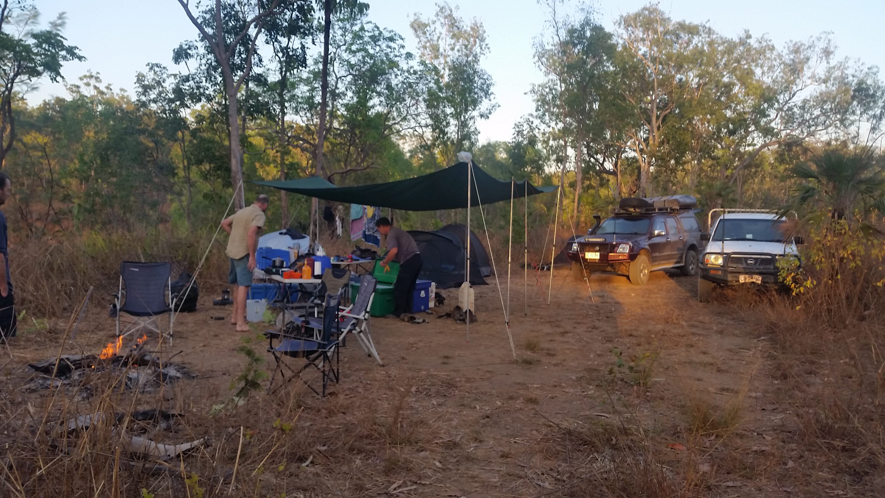 The "Tarp Mahal" at the authorised campsite.