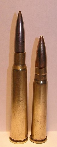 280 Ross (L) alongside .303British