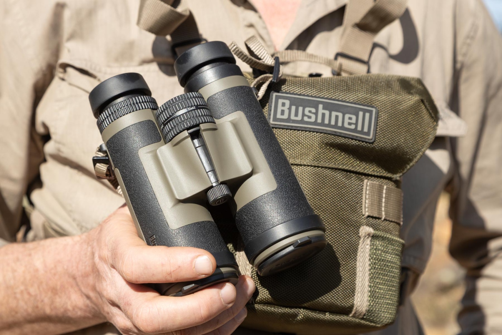 Bushnell R5 10x42 binoculars