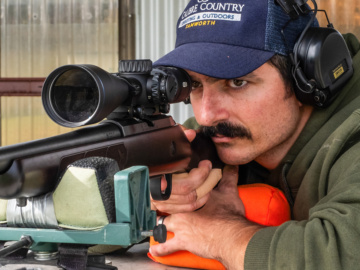 The Meopta Optika5 4-20x50mm scope with BDC-3 reticle is a versatile offering for longer range shooting that won’t clean out your bank account.